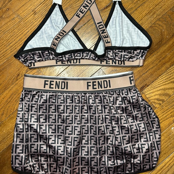 Silly Pjs - Picture 2 of 2